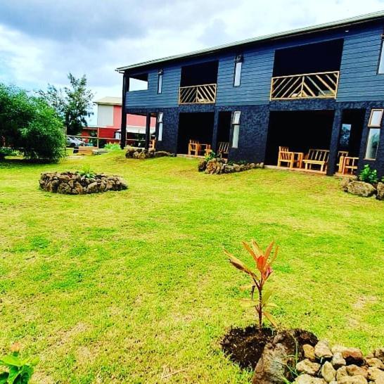 Apartamentos Tupuna Lodge Ханга-Роа Экстерьер фото